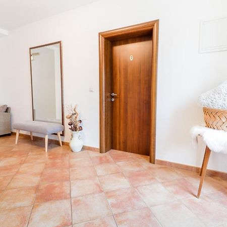 Bed & Breakfast Kastel Žbandaj Dış mekan fotoğraf