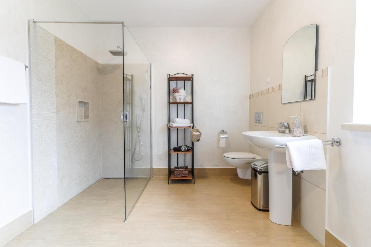 Bed & Breakfast Kastel Žbandaj Dış mekan fotoğraf