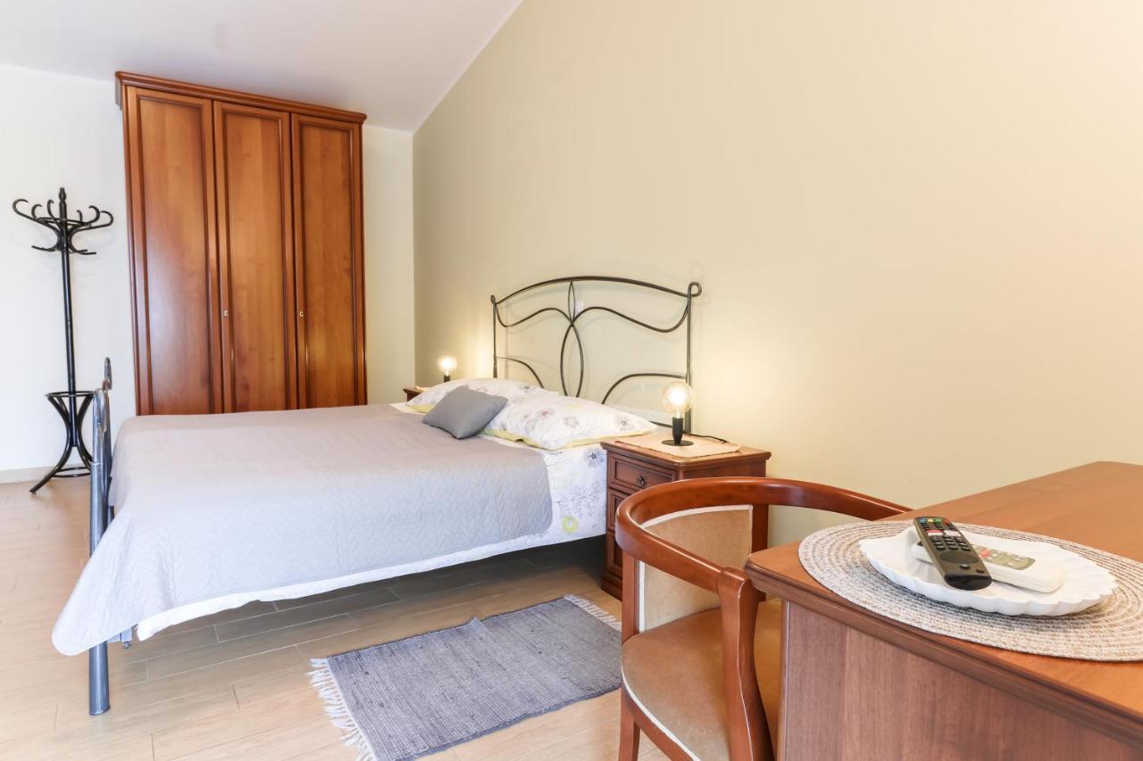 Bed & Breakfast Kastel Žbandaj Dış mekan fotoğraf