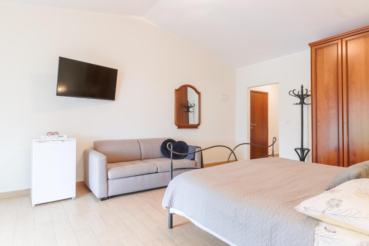 Bed & Breakfast Kastel Žbandaj Dış mekan fotoğraf